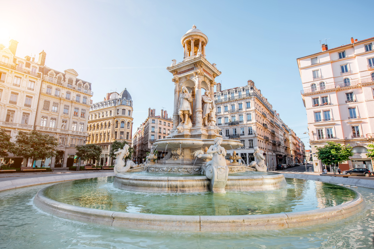 Low-Cost Universities in Europe
